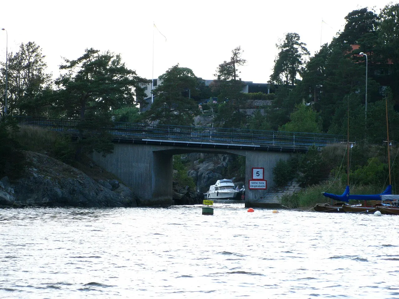 Vårgärda kanal, Saltsjöbaden, Nacka kommun, east Stockholm