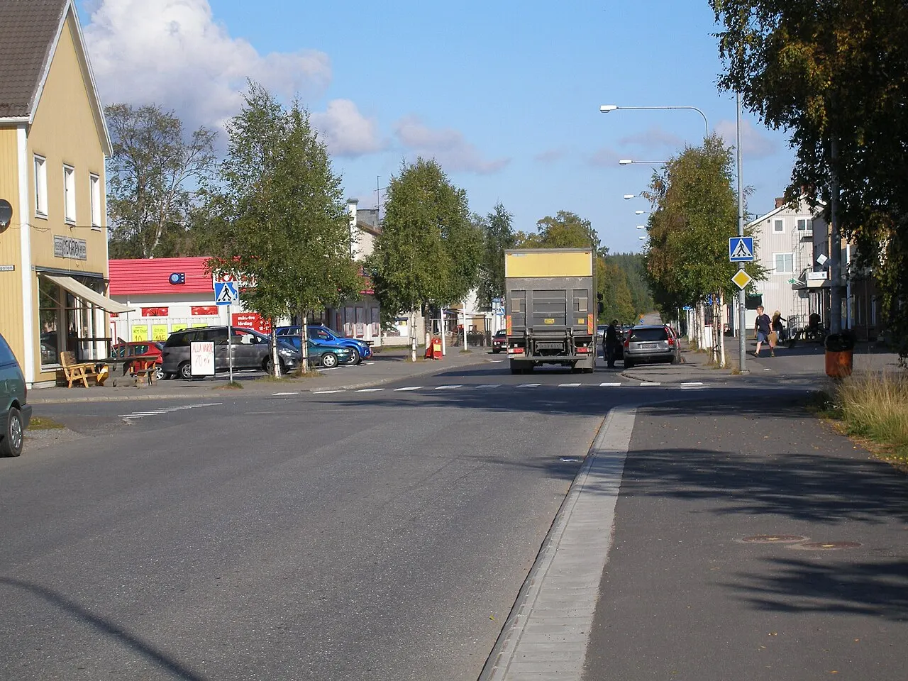 Storgatan i Byske. Vy mot norr.