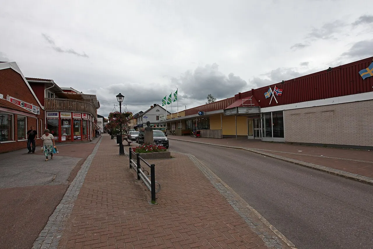 Storgatan i Charlottenberg, Värmland, sedd i riktning östvart