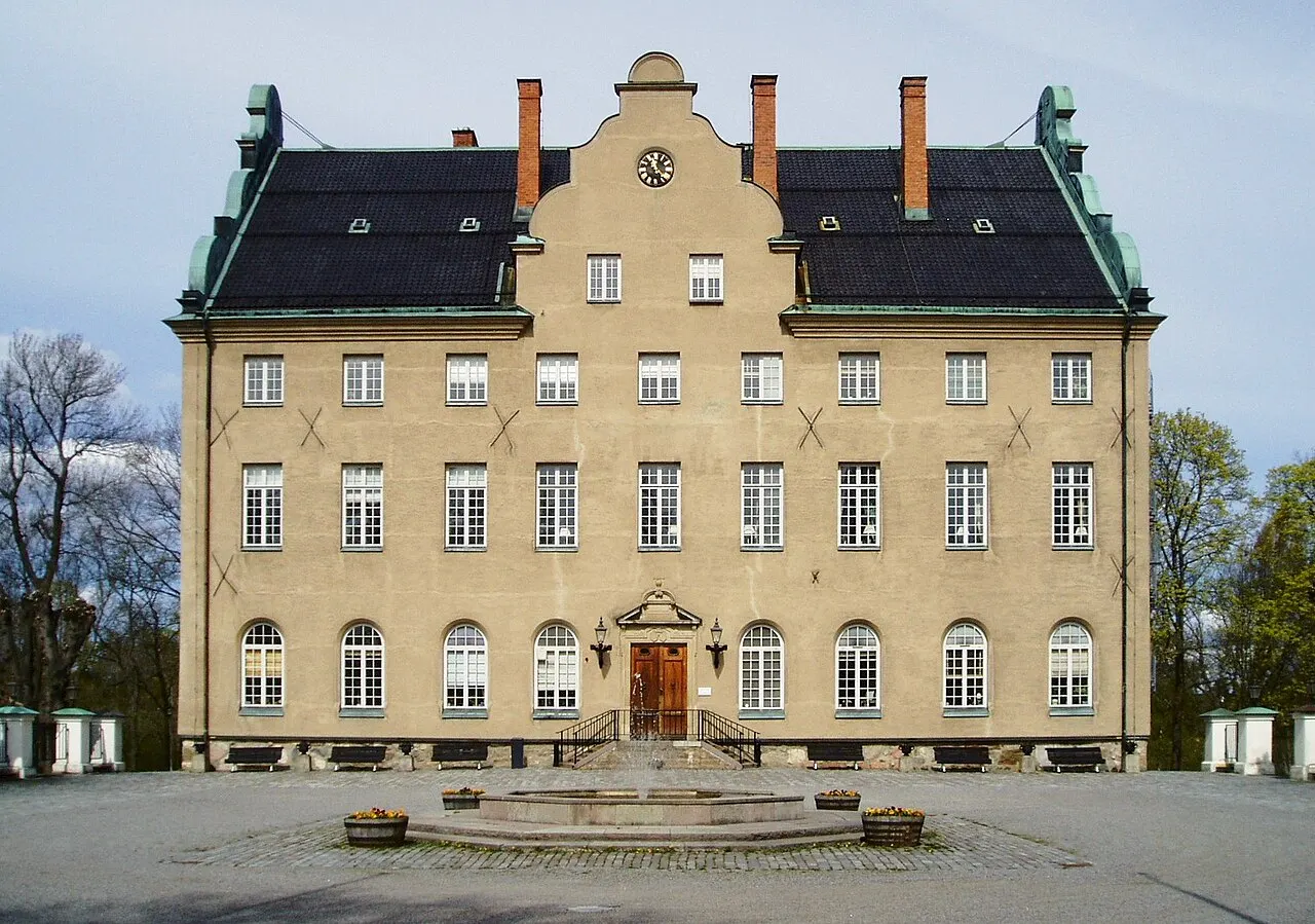 Djursholms slott, Danderyd kommun, huvudbyggnad
