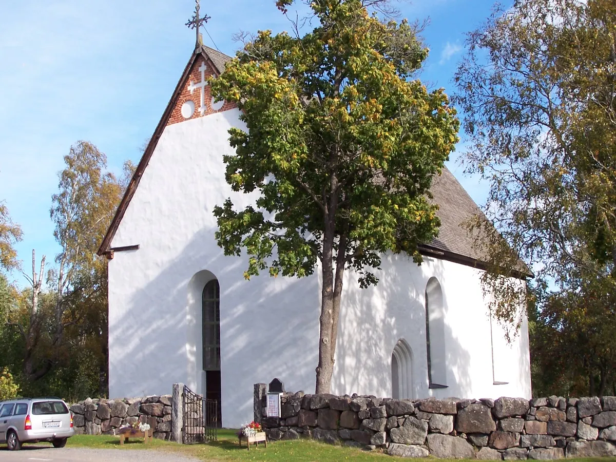 Enångers gamla kyrka, Sverige