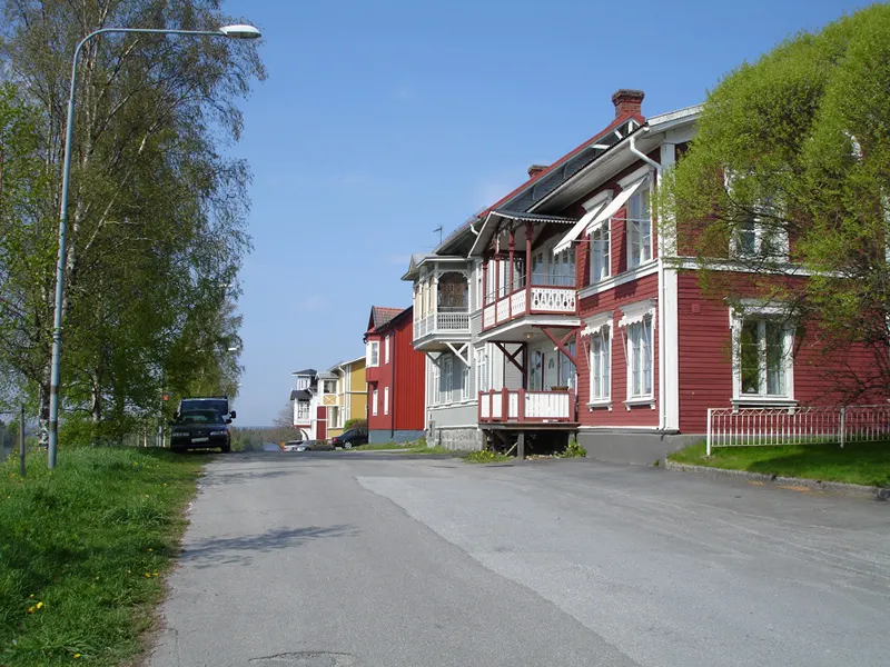 Norra delen av Gamla Storgatan i Djupvik (nu en del av Holmsund), Umeå kommun.