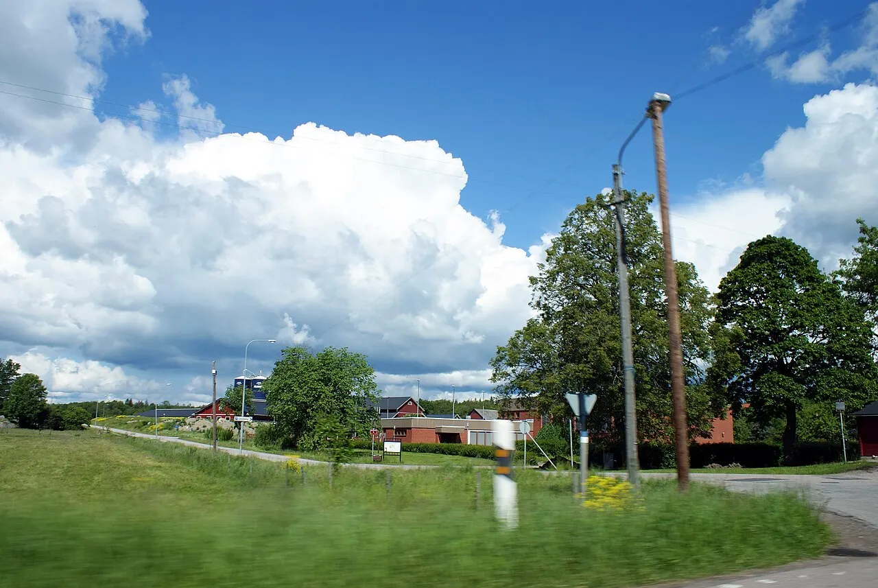 Jälla sett från länsväg 288.