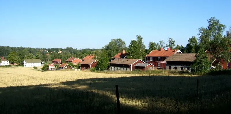 Kolsva samhälle från västra infarten