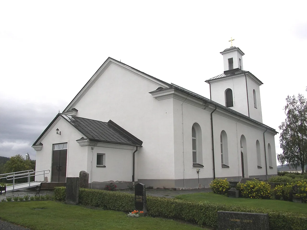 Långsele kyrka, Sverige