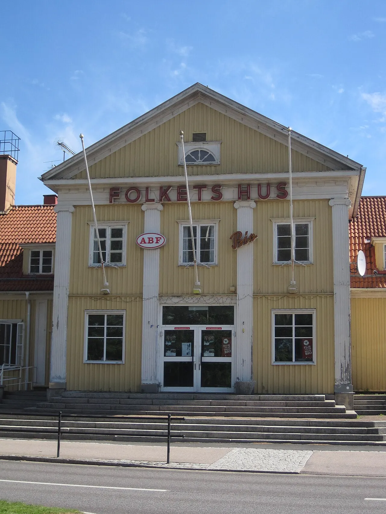sv:Folkets hus i sv:Lessebo, sommaren 2012.