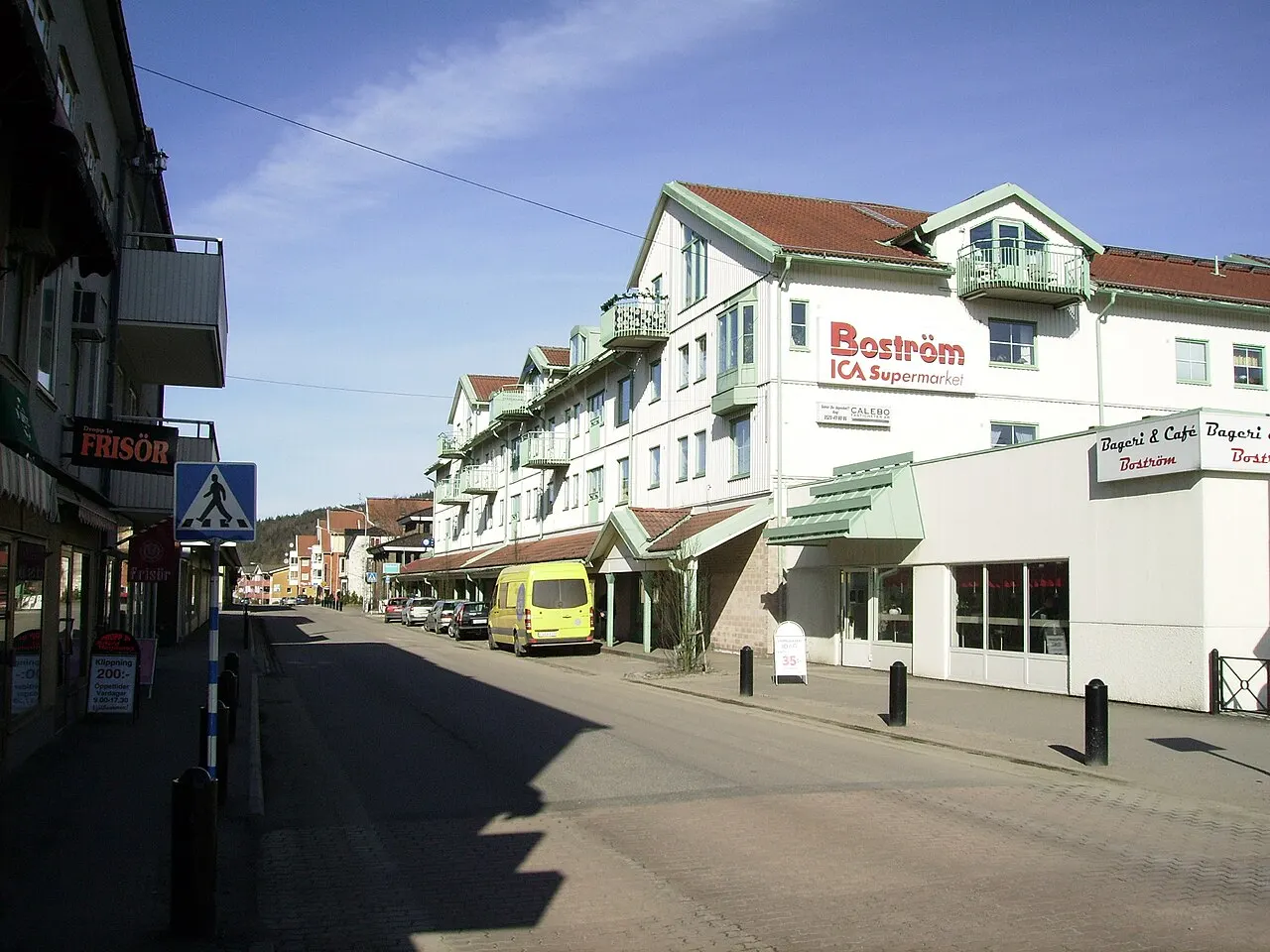 Göteborgsvägen i Lilla Edet, mars 2009.
