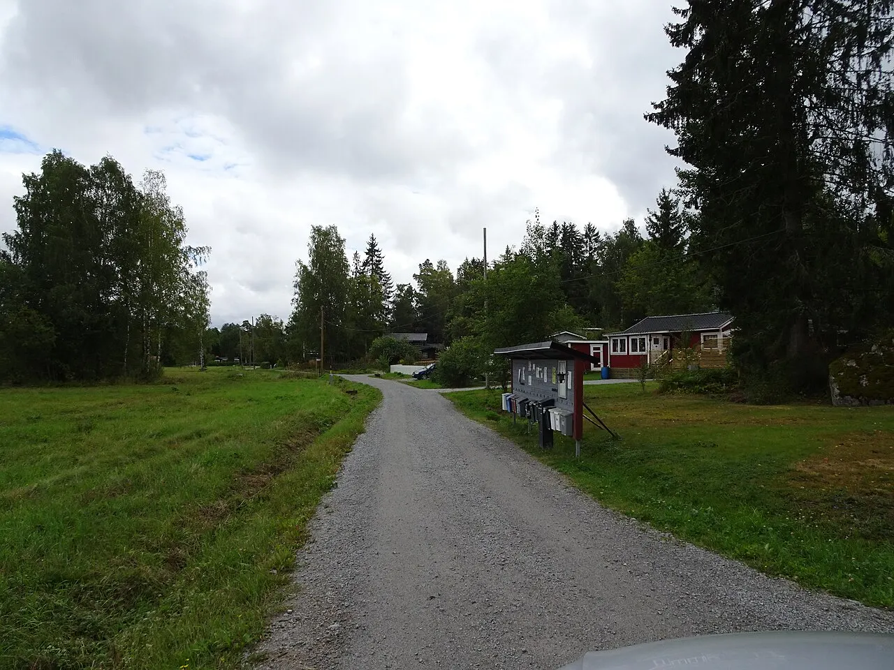 Munga är en tätort cirka 20 kilometer norr om Västerås centrum i Västerås kommun.
