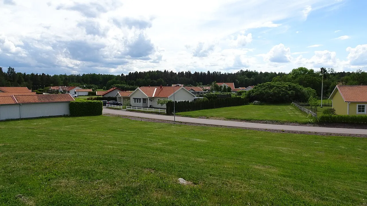 Örtagården ett villaområde cirka åtta kilometer sydväst från Västerås centrum.