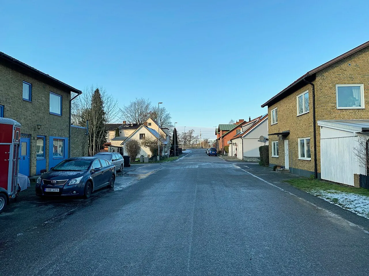 Örtofta, Centralgatan med järnvägen i bakgrunden den 14 januari 2021.