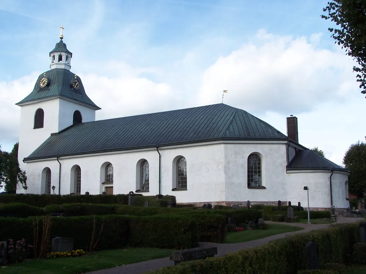 Ringarums kyrka, Sverige