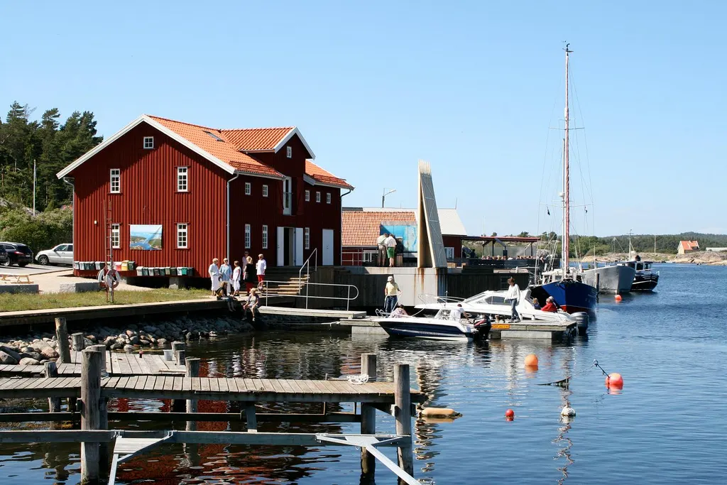 Rossö Hamn, Västra Götalands län, Sverige