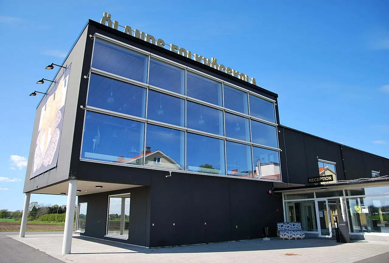 Konstens hus, ritat av Askhagen Arkitektkontor AB, vid Ölands folkhögskola i Skogsby på Öland i Sverige